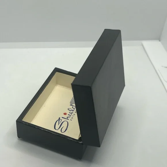 Shields Fifth Avenue boxed NEW silver tone rectangle cuff links line design